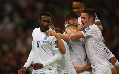 مقدماتی یورو 2016 | انگلیس 3 - اسلوونی 1 / پیروزی سه‌شیرها در شب صدمین بازی ملیِ رونی / شکست روسیه و پیروزی اوکراین