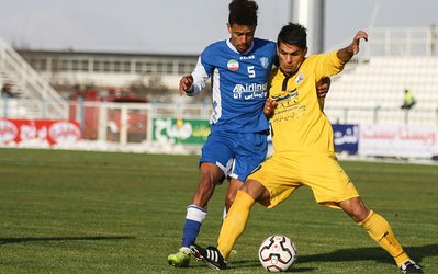 زنیدپور: نفت مسجدسلیمان تیم بینوایان است