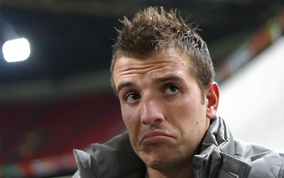 فان درفارت: پس از جام جهانی وضعیتم مشخص می‌شود