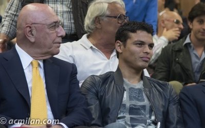 استقبال تیاگو سیلوا از دی ماریا در پی.اس.جی