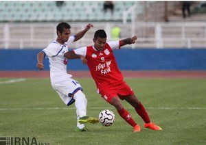 تقابل بازیکن تراکتور و ملوان|تراکتورسازی 1-0 ملوان / لیگ برتر