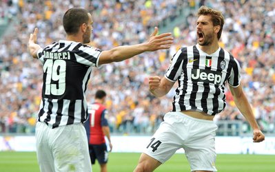 یوونتوس 3 - کالیاری 0 / امتیازهای قهرمان سه رقمی شد