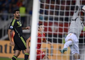 هنگام باز شدن دروازه مقدونیه|مقدونیه 0 - 1 اسپانیا / مقدماتی یورو 2016