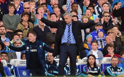 مورینیو: یکی از بهترین تیم‌های جهان را شکست دادیم / هر امتیاز یک گام در مسیر قهرمانی‌ست