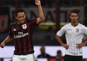 كارلوس باكا