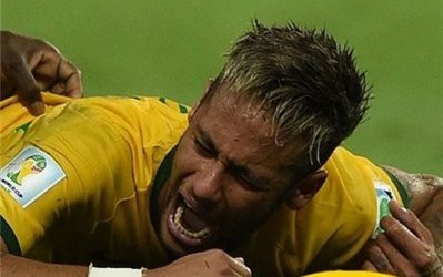 پزشک برزیل: نمیتوانیم روی زندگی نیمار معامله کنیم