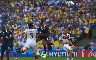 نیمه اول: فرانسه 0 - آلمان 1 / پیروزی ژرمنها برابر فرانسه در نیمه اول