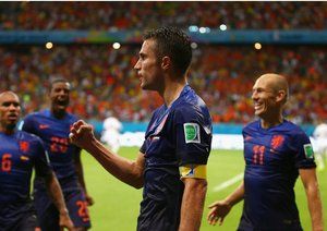 روبن فن پرسی|شادمانی کاپیتان فن پرسی بعد از باز کردن دروازه تیم ملی اسپانیا .