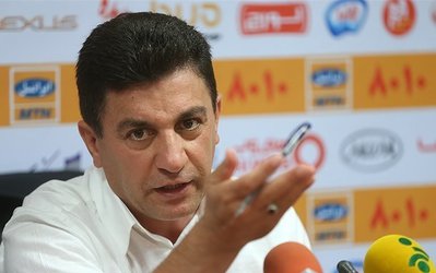 قلعه‌نویی: تیم‌های مجید جلالی همیشه با برنامه بازی می‌کنند