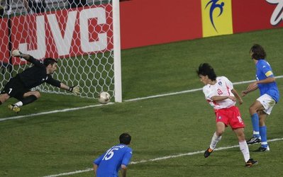 جام جهانی 2014 / 100 لحظه جذاب تاریخ جام جهانی (67_ صعود اولین تیم آسیایی به مرحله نیمه نهایی جام جهانی)