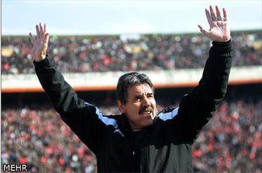 اولیویرا پیشنهاد بالایی بدهد قبول نمی‌کنیم/ لزومی ندارد قراردادهایمان را منتشر کنیم