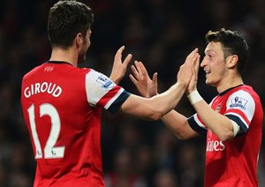 ليوير ژیرود - اوزیل