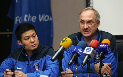 اشتیلیکه: برای موفقیت برابر ایران کار سختی داریم