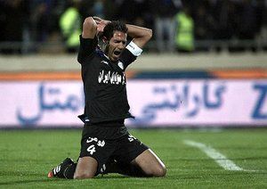 امیر حسین صادقی|استقلال تهران 1 - 2 پرسپولیس تهران / لیگ برتر (دربی 79 )