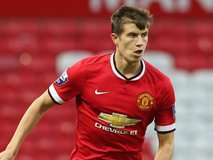 Louis van Gaal keeps Manchester Utd rolling on amid dissent