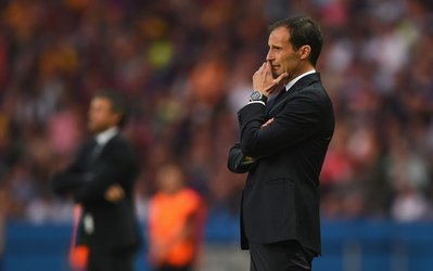 آلگری: مهاجمان بارسا مثل مار ماهی هستند