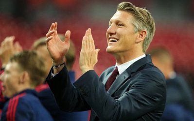 من‌یونایتد خواهان جدایی شواینی/ حمایت ۸۵ درصدی هواداران از باستین