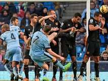 Manchester City find few home comforts as form continues to dip