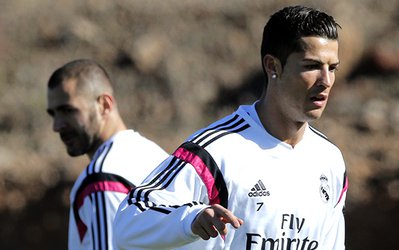 انتقاد رسانه‌های آلمانی و فرانسوی از رفتار زننده رونالدو مقابل پلاتینی