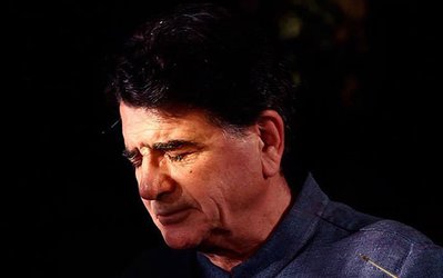 چه کسی سرود تیم ملی برای جام جهانی را می خواند؟