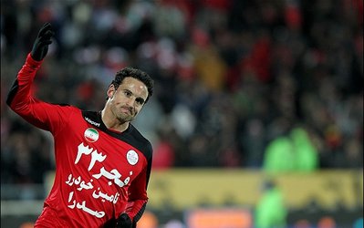 ايمون ‌زايد: اصلاً از مظلومی خوشم نمی‌آید / باشگاه استقلال دیوانه بوده که مظلومی را انتخاب کرده! / چون در دربی سه گل زدم، مرا در آلومينيوم اخراج كرد