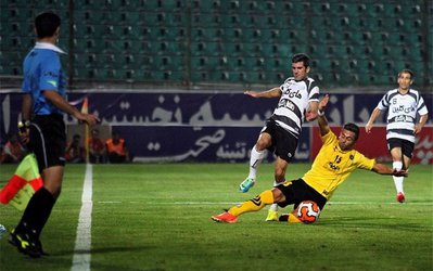 سپاهان از حقش کوتاه نمی‌آید / 10 درصد سکوهای ورزشگاه فولادشهر در اختیار هواداران استقلال