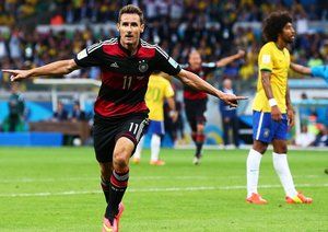 ˣميروسلاو كلوزه|شادمانی میرو کلوزه از باز کردن دروازه برزیل .