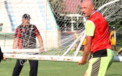 پانادیچ: بازیکنان پرسپولیس در شرایط ایده‌آل هستند / باید به قهرمانی فکر کنیم