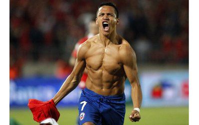 Top Ten | ده فوتبالیست برتر با قوی ترین عضلات شکم