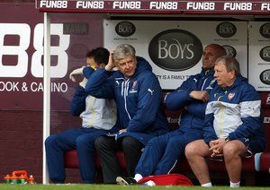 آرسن ونگر|بِرنلی 0 - 1 آرسنال / لیگ جزیره