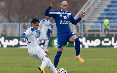 بیاتی‌نیا: در برخی از دقایق سرتر از استقلال بودیم