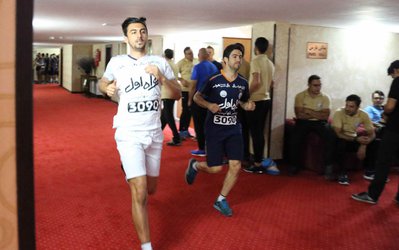 سوژه روز | وساطت بازیکنان استقلال برای عدم اخراج منصوریان / چرا رحمتی و خسرو به دیدار مدیران این تیم رفتند؟