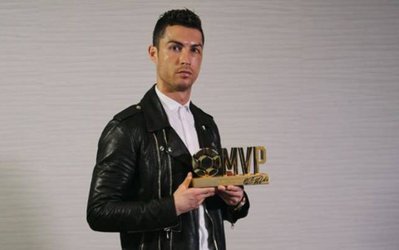 جدیدترین مصاحبه رونالدو با یک نشریه چینی / کریس: دوست دارم در رئال مادرید بمانم