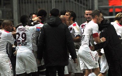 لوشامپیونه | لنس 1 - بوردو 2 / پیروزی خارج از خانه‌ی بوردو و باخت مون پلیه