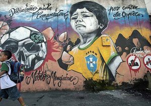 دیوارنوشت های ضد فیفا در برزیل