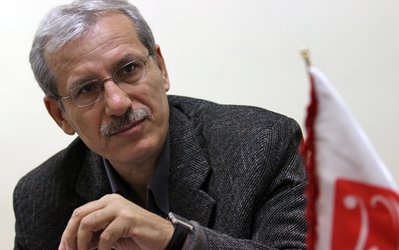 تحلیل جالب نصیرزاده از اتفاقات این روزهای فیفا: استعفای بلاتر زیرکانه است / بن‌علی مهره سوخته است / اگر عليه بلاتر مدركی داشتند رو می‌كردند