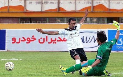 شکوری: استقلالیها تحت فشار هستند و این موضوع برایشان قابل هضم نیست
