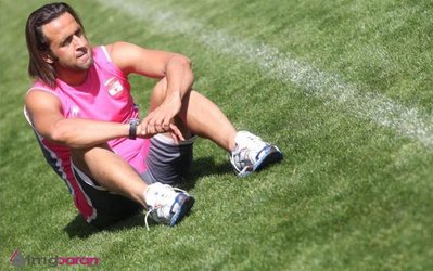 حضور علی کریمی در جام یادبود بابک معصومی