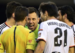 بحث بازیکنان والنسیا با داور