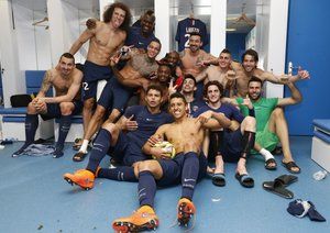 بازیکنان پی اس جی بعد از بازی|المپیک مارسی 2 - 3 پاریس سن ژرمن / لوشامپیونه