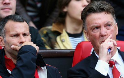 فان خال : مدافعان یونایتد شایسته ستایشند