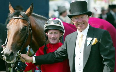 ونگر : سر آلکس فرگوسن با اسب‌هایش خوش است