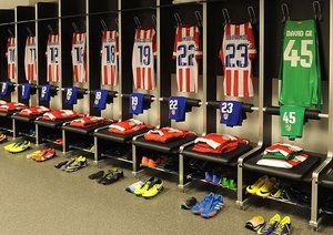 آستريا وين-اتلتیکو مادرید/ گروه G لیگ قهرمانان اروپا|بازی رفت آستريا وين-اتلتیکو مادرید در مرحله گروهی لیگ قهرمانان اروپا که با برتری تیم اسپانیایی همراه بود