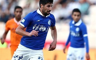 بیک‌زاده فردا به باشگاه استقلال می‌رود