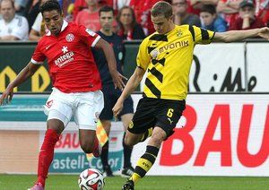 تقابل بازیکن ماینتس با حریف|ماینتس 2-0 دورتموند / بوندسلیگا