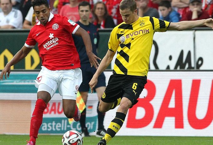 تقابل بازیکن ماینتس با حریف