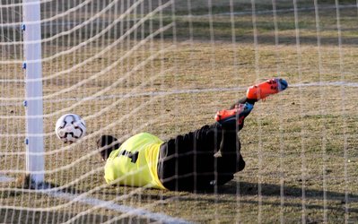 مکانی: توپ جمع‌کن‌های پدیده با من مشکل داشتند