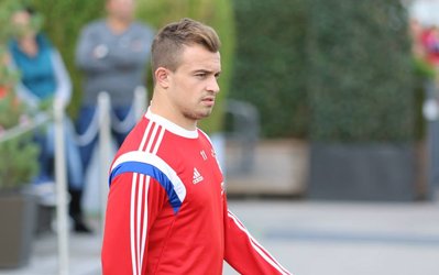 شایعه روز | شکیری به لیورپول می‌پیوندد