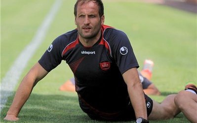 بنگر: اومانیا رقیب ما نیست، رفیق ماست