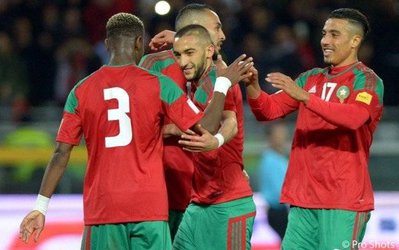 تماس پادشاه مراکش با سرمربی و کاپیتان تیم